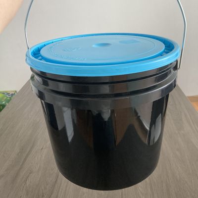 Cuve en polypropylène personnalisée 3L 4L 5L 8L 10L contenant un seau en plastique avec couvercle