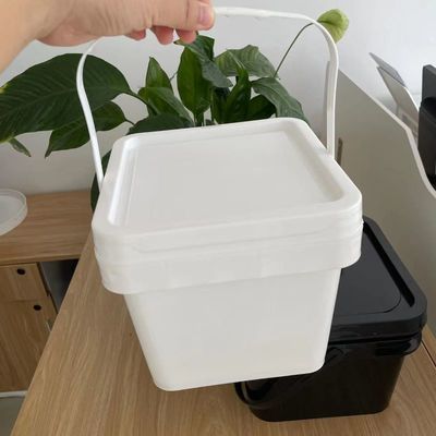 Personnaliser le contenant alimentaire en seau en plastique carré de 4L avec couleur bleue et motif imprimé