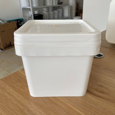 Personnaliser le contenant alimentaire en seau en plastique carré de 4L avec couleur bleue et motif imprimé