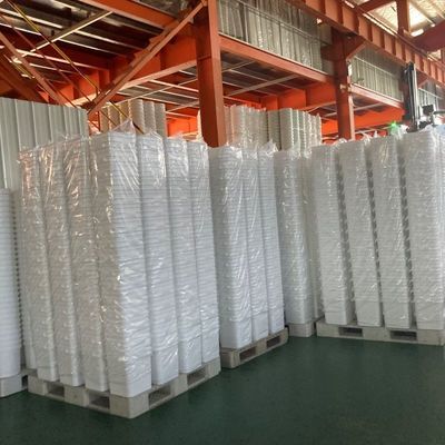Récipient en plastique rond ou carré de 1 à 25 litres, de grande durabilité