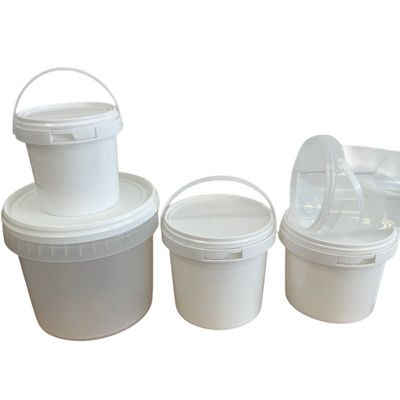 Des seaux de peinture en plastique de 20 litres avec une conception facile à ouvrir et des poignées robustes