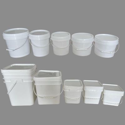 10L 12L 16L 18L 20L 25L Bouteille en plastique rectangulaire de couleur blanche avec couvercle de Qingdao