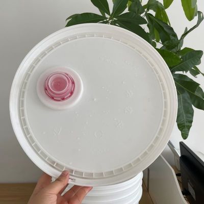 Certifié par GAP/ISO/FDA Fabriqué dans un seau en plastique de 5L 10L 20L 25L pour un récipient liquide