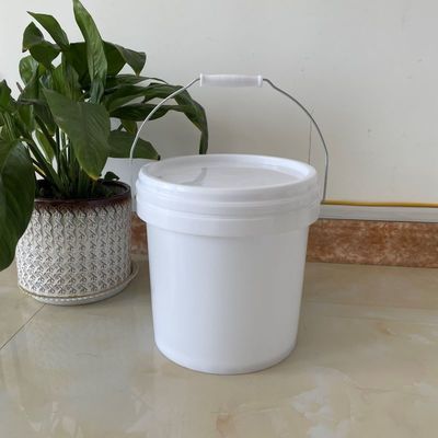 Personnalisez votre seau en plastique avec couvercle et poignée