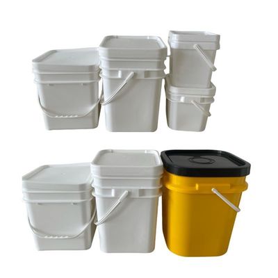 Seau en plastique carré de couleur personnalisée avec couvercle et poignée métallique Certificat GAP/ISO/FDA