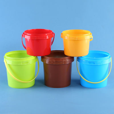 Seau en plastique en PP rond de 500 ml avec couvercle et poignée pour contenant de stockage de beurre de cacahuète