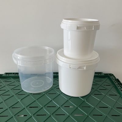 Seau en plastique en PP rond de 500 ml avec couvercle et poignée pour contenant de stockage de beurre de cacahuète