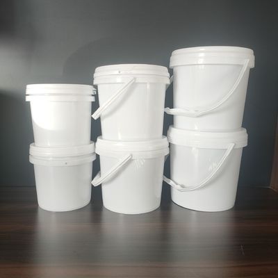 Un seau en plastique de 20 litres avec couvercle de sortie et épaisseur personnalisée de 1,0 à 2,5 mm