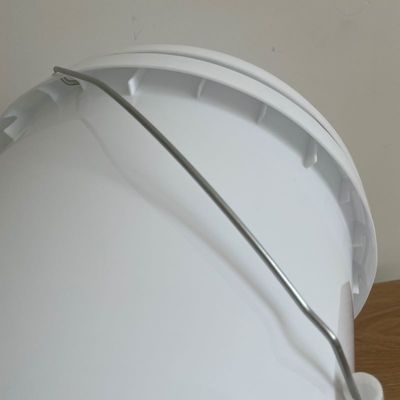 Outil personnalisé 2L 5L 8L 10L 20L 25L 5 gallons seau en plastique avec couvercle et poignée durable