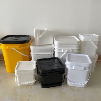 Bouteille carrée en plastique 4L 5L 6L 8L 10L pour le transport de boissons