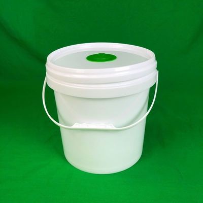 Bouteilles en plastique pour les lingettes industrielles de désinfection