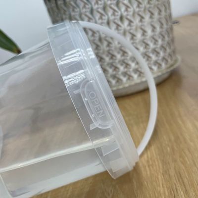 500 ml 1L 2L 3L 4L 5L Bouteille en plastique transparent Bouteille ronde pour un design durable et robuste
