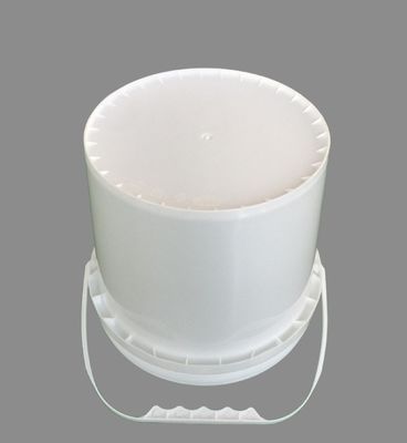 Seau en plastique polyvalent de 2,5 gallons pour le stockage de l'eau et les essais de traitement dans l'industrie