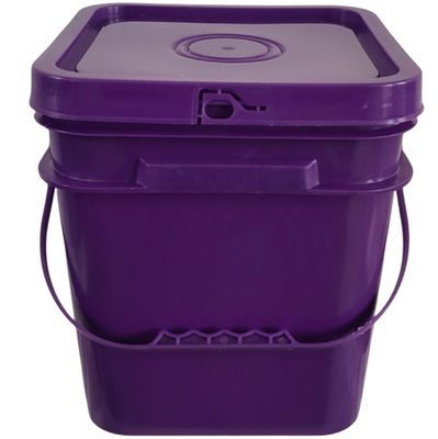 Un seau en plastique durable et réutilisable fait sur mesure