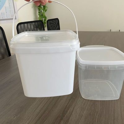 Seau en plastique carré certifié GAP/ISO/FDA en 500 ml 1L 2L 3L 4L 5L Tailles pour collations