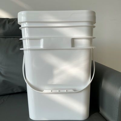 2L 4L 5L 8L 10L 15L 18L 20L contenant en plastique carré avec sérigraphie