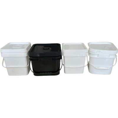 Contenant en plastique recyclé carré avec couvercle à godet Impression polyvalente et design durable