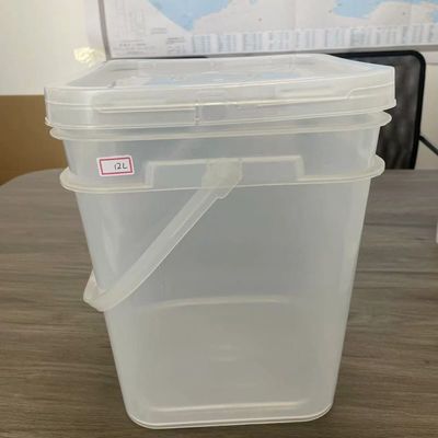 Cuve carrée noire 4L avec couvercle en plastique