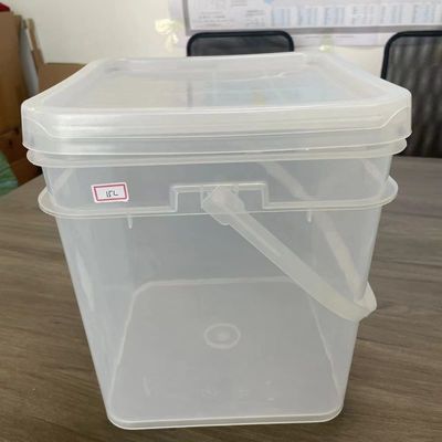 Cuve carrée noire 4L avec couvercle en plastique