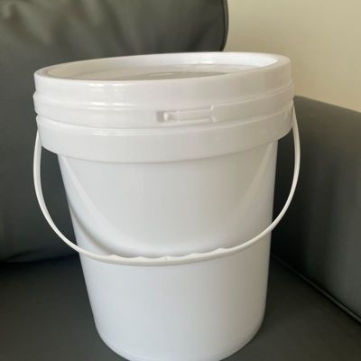 Bouteilles en plastique imprimées en polypropylène avec logo personnalisé 4L 5L 6L 8L