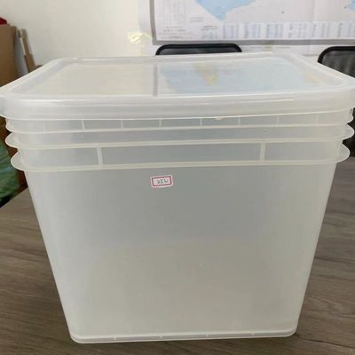 Un seau plat avec couvercle transparent, un seau carré de 7 gallons, un seau en plastique Certificat GAP/ISO/FDA