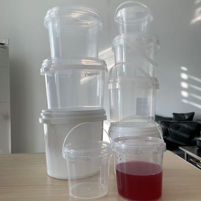 Seau en plastique blanc facile à ouvrir avec épaisseur de couvercle de stockage 1,0 mm-2,5 mm Durable