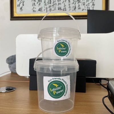 10,0 à 2,5 mm d'épaisseur Seau clair ou blanc Seau en plastique 1 litre Noir