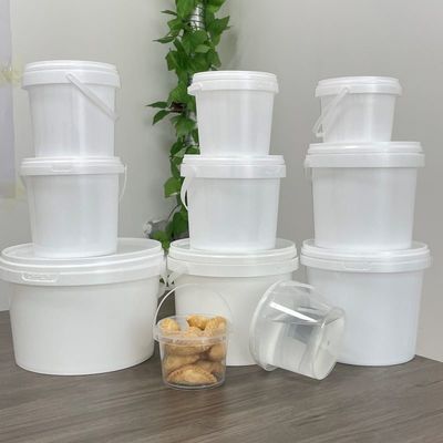 Des seaux de plastique ronds: une solution durable et de stockage pour votre entreprise