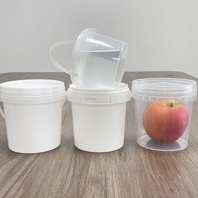 Chine Bouteille en plastique usine de fourniture de mini contenant en plastique transparent